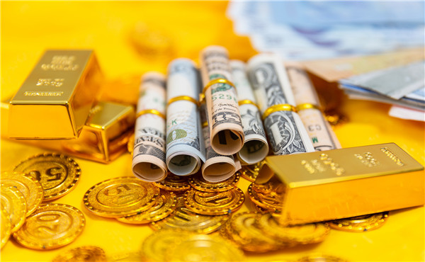黄金珠宝投资双雄：周大福(01929)与老铺黄金(06181)，“买入”评级背后的增长逻辑